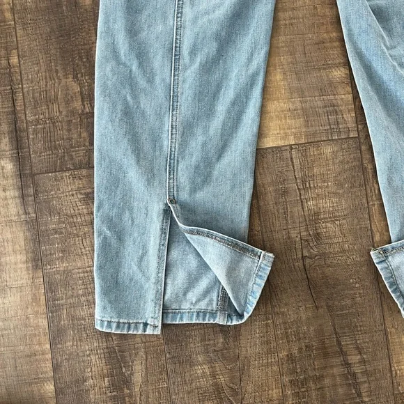 Jeans - Picture 2 of 8